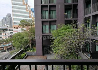 2 Bedrooms Furnished Condo for rent at Noble Reveal Ekkamai