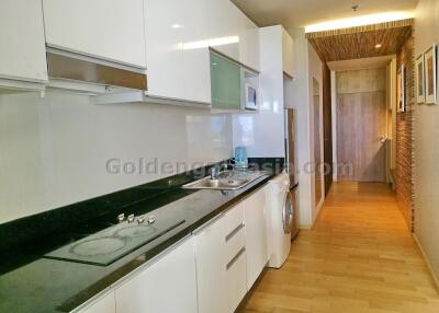 2 Bedrooms Furnished Condo for rent at Noble Reveal Ekkamai