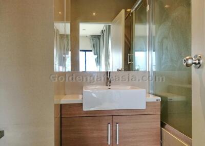 2 Bedrooms Furnished Condo for rent at Noble Reveal Ekkamai