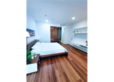 For Rent: Spacious 2-Bedroom Condo at Nusasiri Gra, 1 Min Walk to BTS Ekkamai