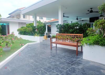 3 bedroom House in  Pattaya