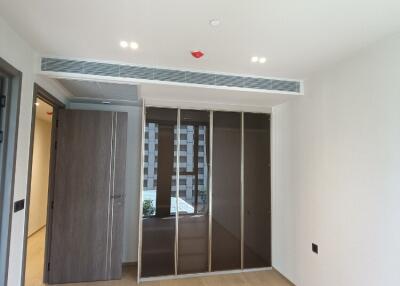 Condo for Rent at Tonson One Residence