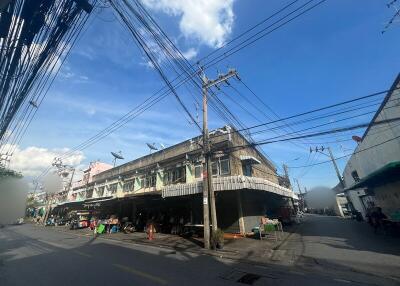 For Sale and Rent Bangkok Land Sukhumvit BTS Bang Chak Phra Khanong