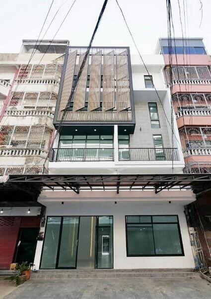 600 ตรม., 1 ห้องนอน, 2 ห้องน้ำ สำนักงาน ราคา ฿ 19,900,000