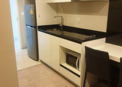 2-BR Condo at Maestro 39 near BTS Phrom Phong