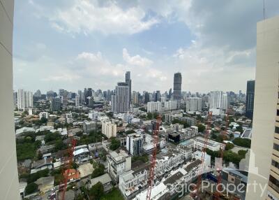 4 Bedroom Duplex For Sale in Tai Ping Towers, Watthana, Bangkok