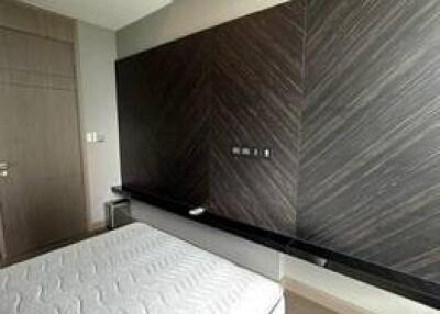 2-BR Condo at The Esse At Singha Complex near MRT Phetchaburi