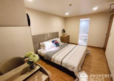 1-BR Condo at The Alcove Sukhumvit 49 near BTS Phrom Phong