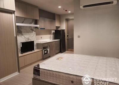 Studio Condo at Life Asoke - Rama 9 near MRT Phra Ram 9