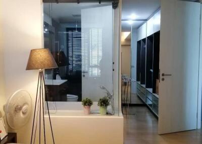 1-BR Condo at Via 49 near BTS Phrom Phong