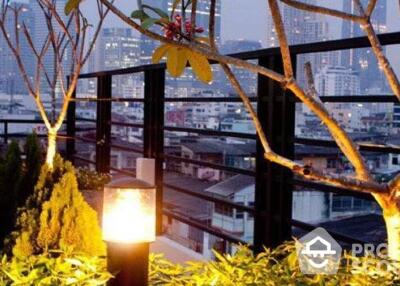 1-BR Condo at Sathorn Residence Condominium near BTS Surasak