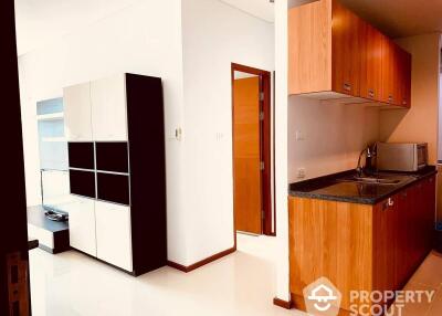 1-BR Condo at Villa Sathorn near BTS Krung Thon Buri