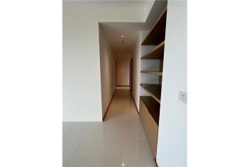 Available 3 bedrooms + maidroom  The Emporio Place