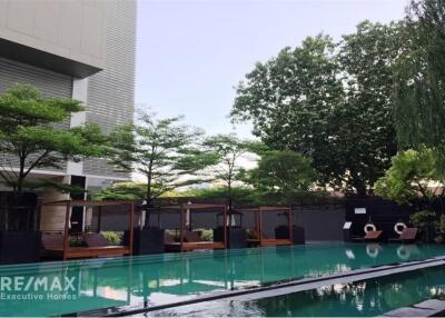 Renovated 3 Bedroom Condo for Rent near BTS Phrom Phong (14 Mins Walk)