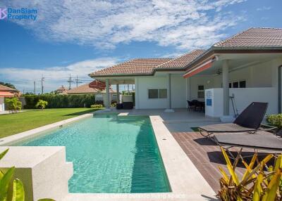 Luxury 4-Bedroom Pool Villa in Hua Hin at Mali Signature