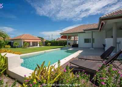 Luxury 4-Bedroom Pool Villa in Hua Hin at Mali Signature