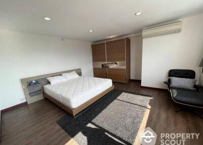 3-BR Condo at President Park Condominium near MRT Queen Sirikit National Convention Centre