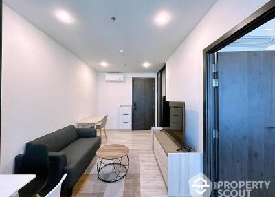 1-BR Condo at Xt Huaikhwang near MRT Huai Khwang