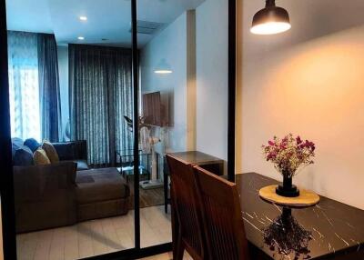 1-BR Condo at Noble Ploenchit near BTS Phloen Chit