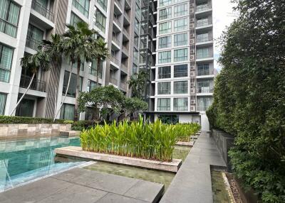 1-BR Condo at Quattro By Sansiri near BTS Thong Lor