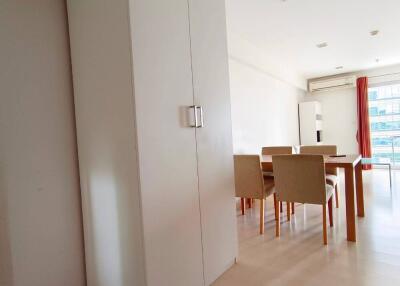 1-BR Condo at My Resort Bangkok Condominium near MRT Phetchaburi