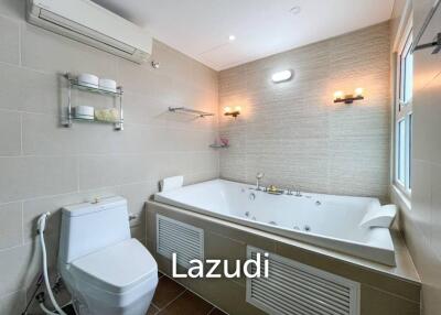 2 Beds 4 Baths 253.35 SQ.M. Baan Haad U Thong