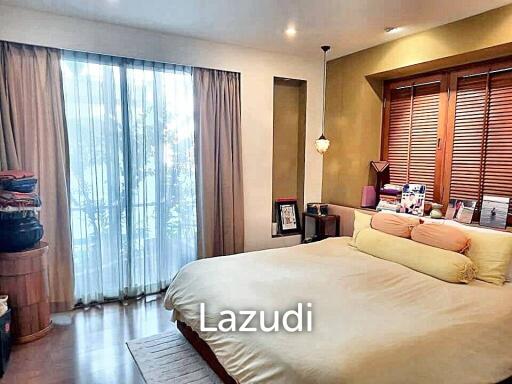 2 Bed 2 Bath 280 SQ.M Townhouse in Saladaeng