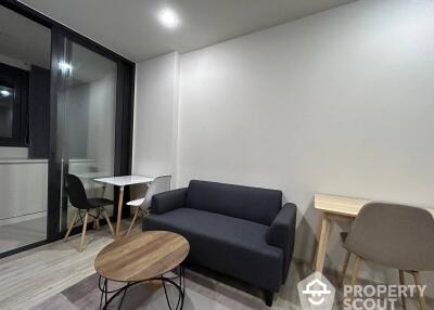 1-BR Condo at Xt Huaikhwang near MRT Huai Khwang