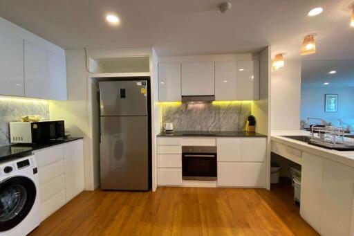 2 bed unit for rent in Nimman area, Muang Chiang Mai