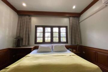 6 bed house for sale in Muang Chiang Mai