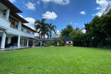 6 bed house for sale in Muang Chiang Mai