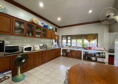 6 bed house for sale in Muang Chiang Mai