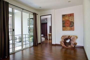 A modern house with pool for rent or sale in San Sai, Chiang Mai