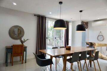 A modern house with pool for rent or sale in San Sai, Chiang Mai