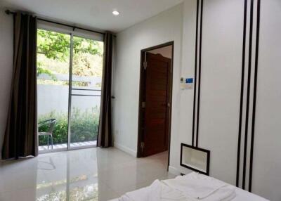 A modern house with pool for rent or sale in San Sai, Chiang Mai