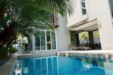 A modern house with pool for rent or sale in San Sai, Chiang Mai