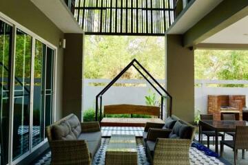 A modern house with pool for rent or sale in San Sai, Chiang Mai