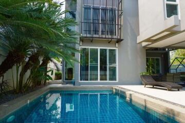 A modern house with pool for rent or sale in San Sai, Chiang Mai