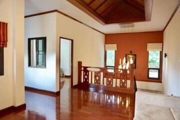 5 Bed house for sale in Muang Chiang Mai