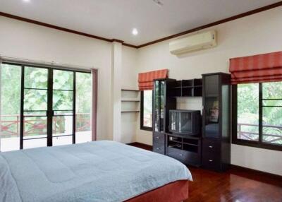 5 Bed house for sale in Muang Chiang Mai