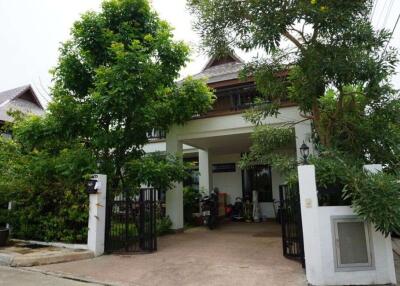 Modern Lanna house for sale in Hang Dong , Chiang Mai