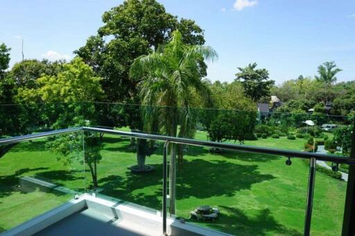 Luxury 2 bed unit for sale in Chang Kian, Chiang Mai