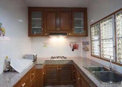 2 houses with 5 bedrooms for sale in Muang Chiang Mai