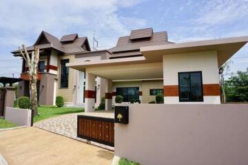 3 bed house for sale at Green Vally Golf Course , Chiang Mai