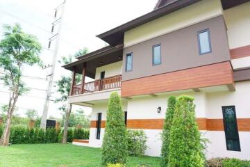 3 bed house for sale at Green Vally Golf Course , Chiang Mai