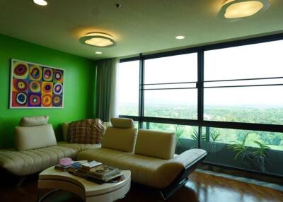 3 bed large unit for sale at the Green Valley Condo in Mae Rim, Chiang Mai