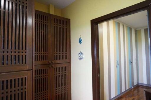 3 bed large unit for sale at the Green Valley Condo in Mae Rim, Chiang Mai