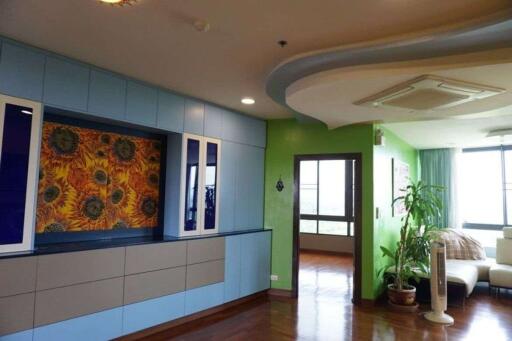 3 bed large unit for sale at the Green Valley Condo in Mae Rim, Chiang Mai