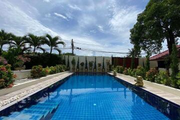 A lovely family home with pool for sale in Sankhampeang, Chiang Mai