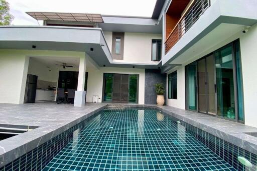 A pool villa with 3 bed for sale in Nam Phrae, Chiang Mai